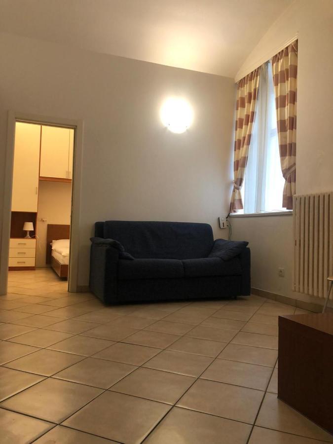 Residence La Familia Prague Luaran gambar