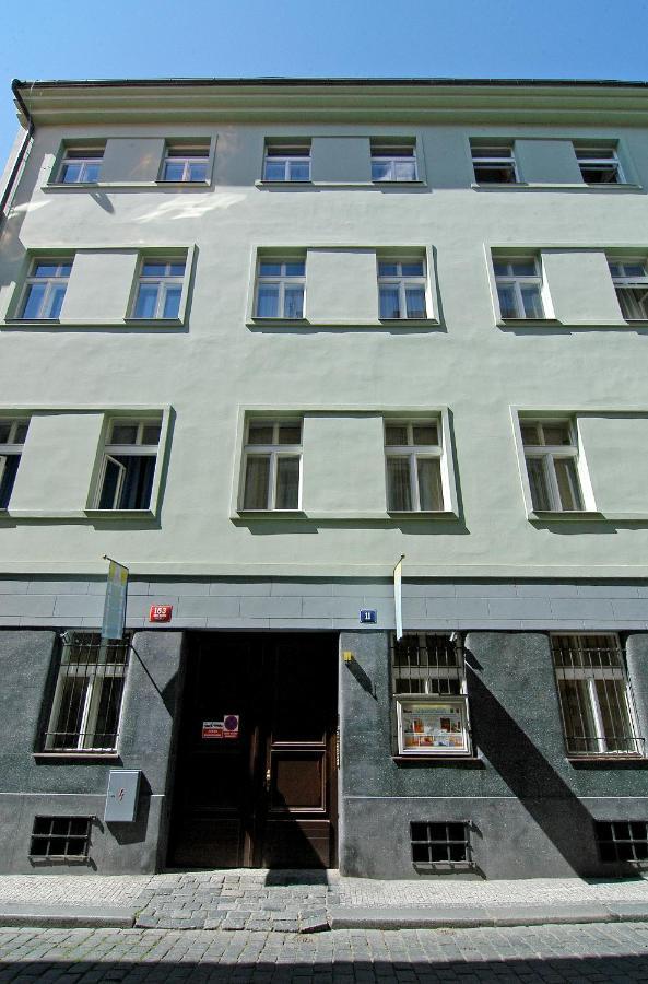 Residence La Familia Prague Luaran gambar