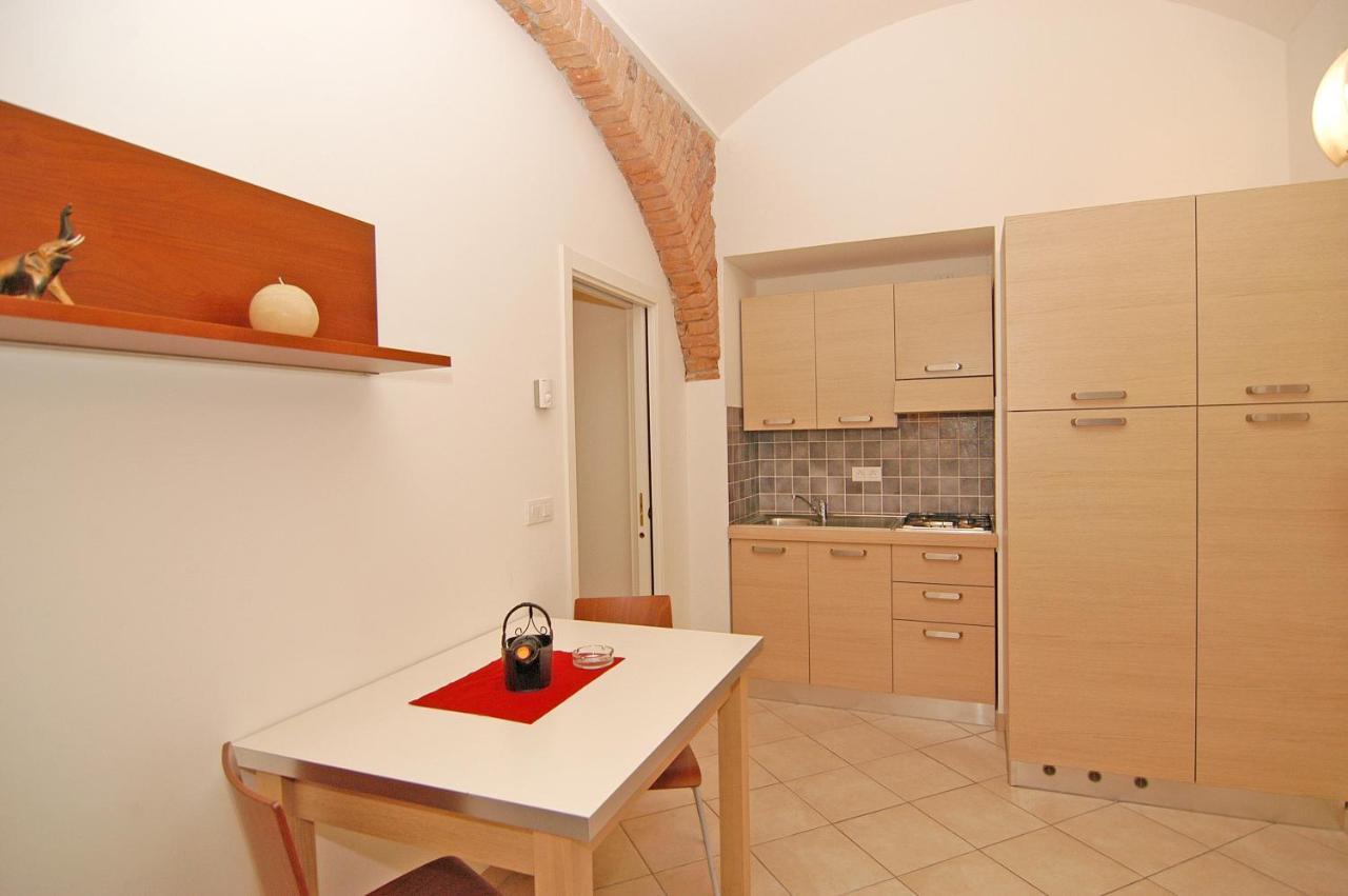 Residence La Familia Prague Luaran gambar